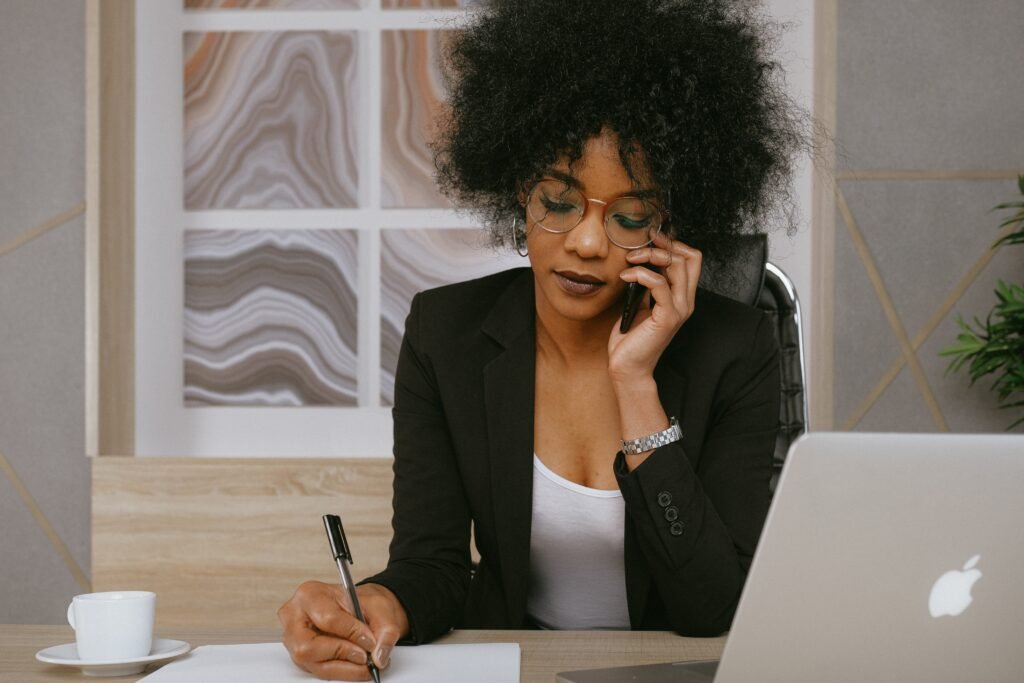The Role of Women in the 21st Century Workplace: An Analysis of Inclusion and Future Perspectives.